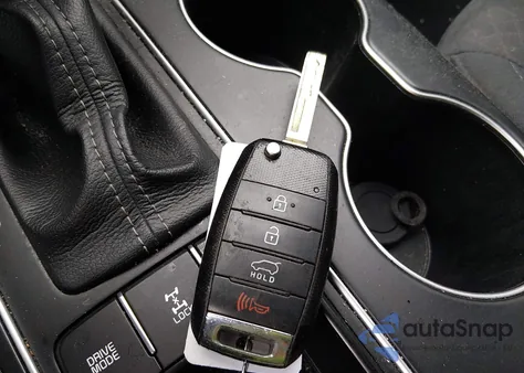 2018 Kia Sorento 2.4L Lx z USA, uszkodzony, nr VIN 5XYPGDA33JG351118